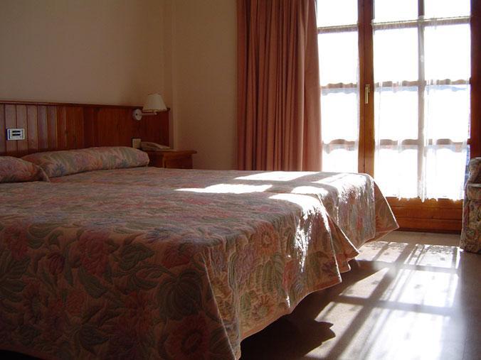 Hotel Anaya Puente La Reina de Jaca Rom bilde
